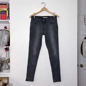 LEVI’S | 710 Super Skinny Jeans